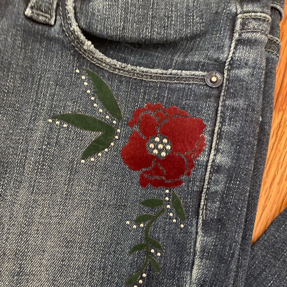Paige Skinny Jeans with rose pattern - Picture 4 of 6